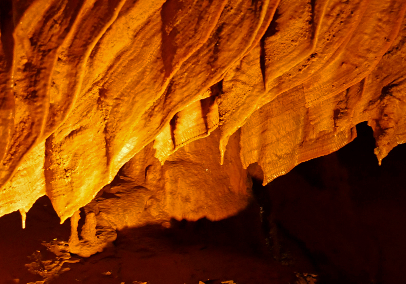 Dentelle calcaire de la Grotte de la Cocalière